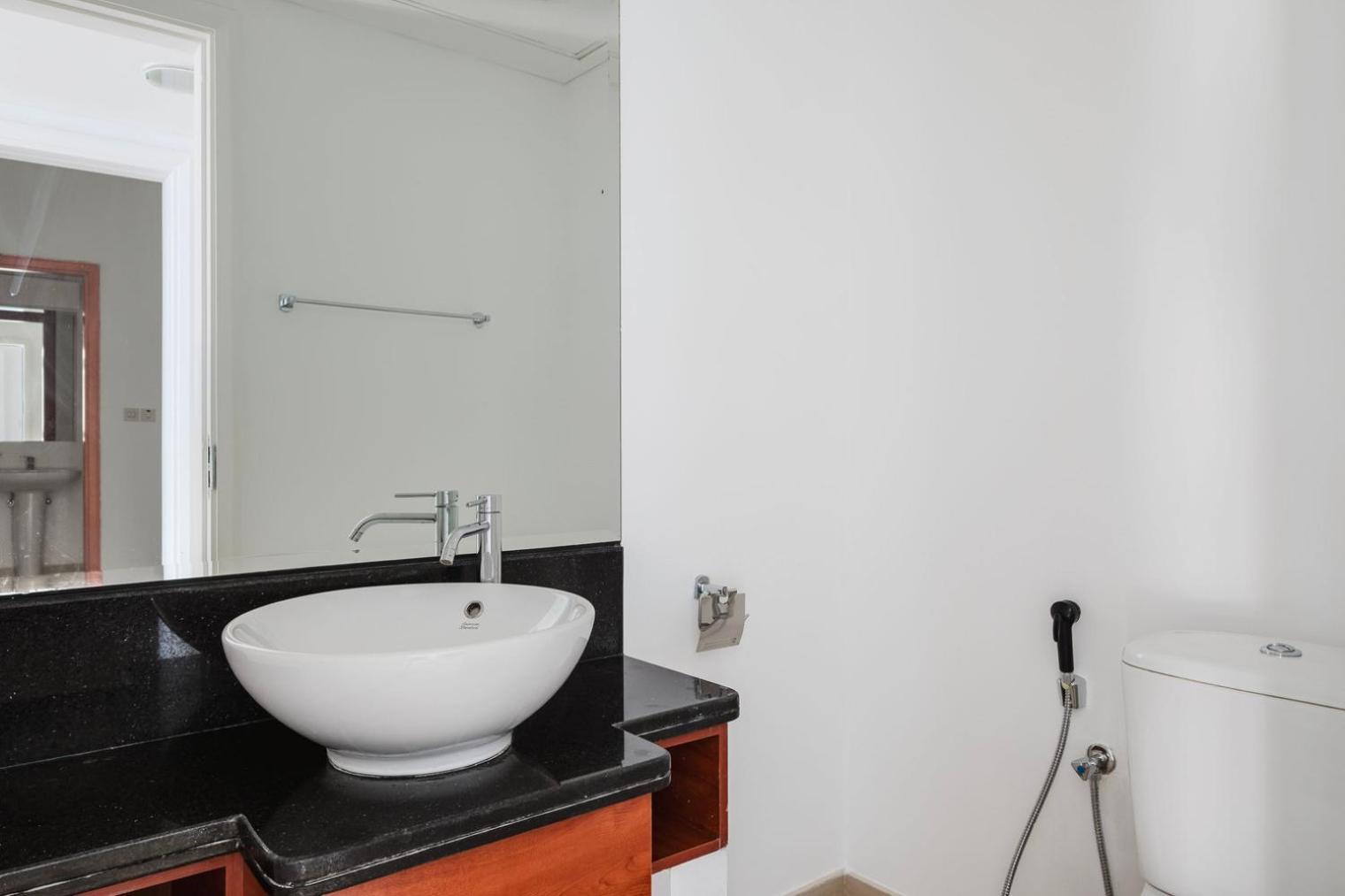 Blueground Difc Tennis Pool Parking Gym Dxb-1537 Apartment *