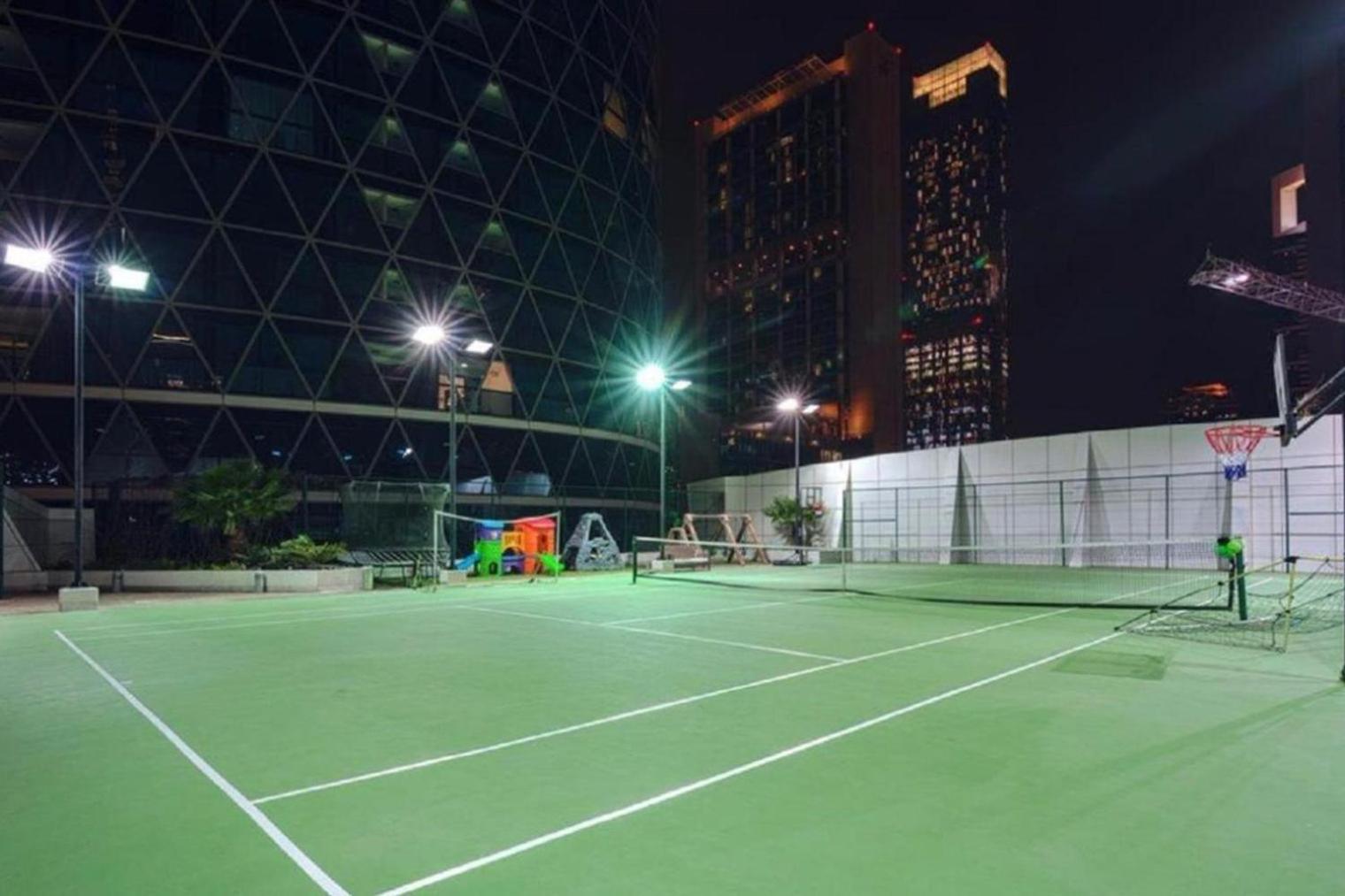 Blueground Difc Tennis Pool Parking Gym Dxb-1537 Apartment Dubai